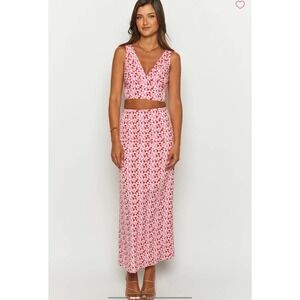 New with tags Dahlia Pink‎ And Red Speckled Crop Top beginning boutique